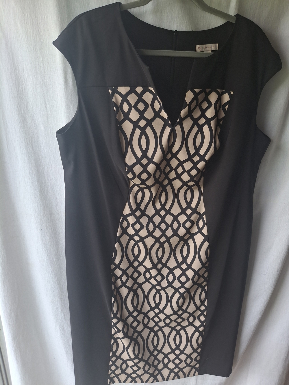 Dress Barn Black and Beige Geometric Sheath Dress